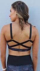 AR 2373 - BACKLESS ELASTIC CROP TOP